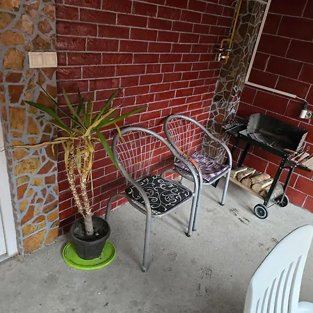 Apartment D-club